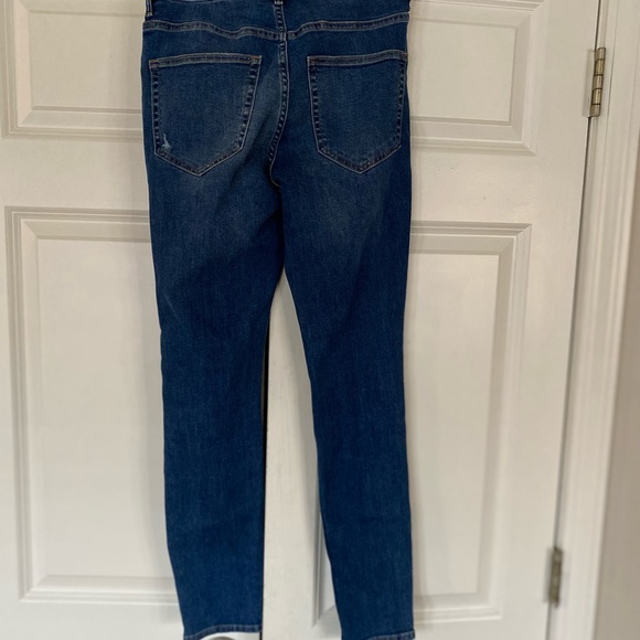3/$15 🥳 H&M Curvy Ultra High Waist Jeggings Denim Jeans - Picture 10 of 16